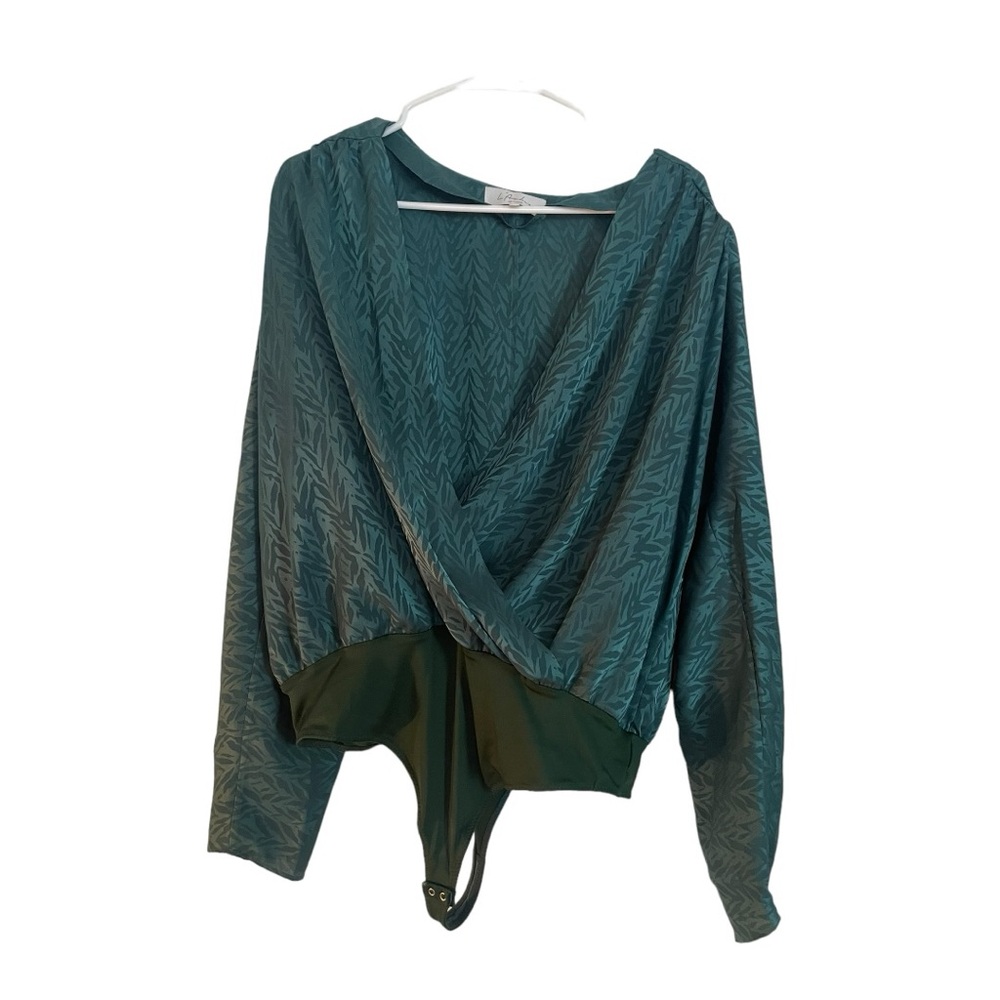 The Victoire Bodysuit in Emerald
L'Academie